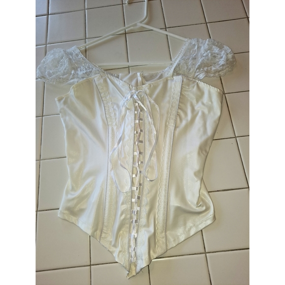 White lace short sleeve corset lace up high low lingerie top y2k shirt - Picture 4 of 14